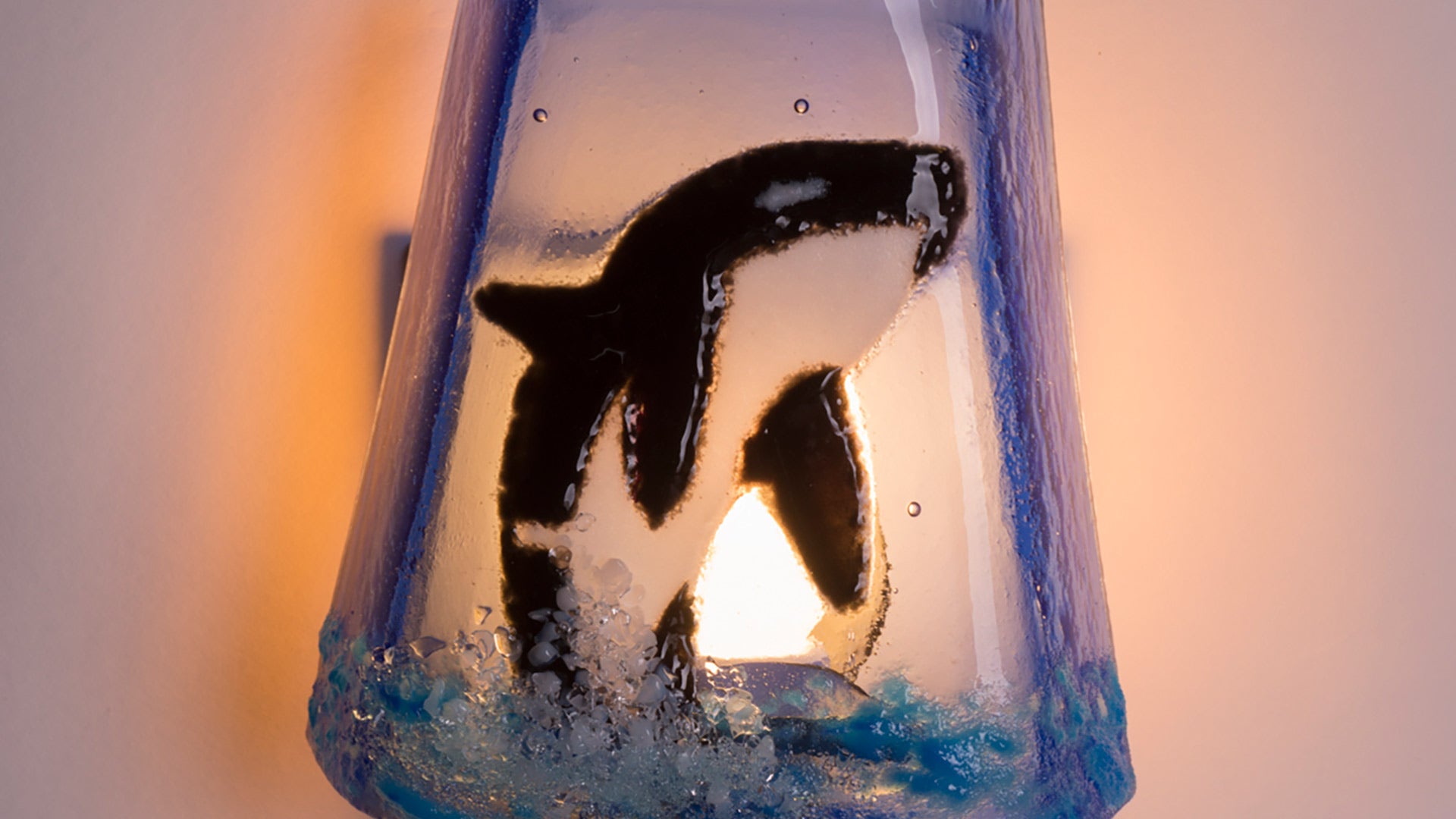 Orca Nightlight - Nixon Art Glass